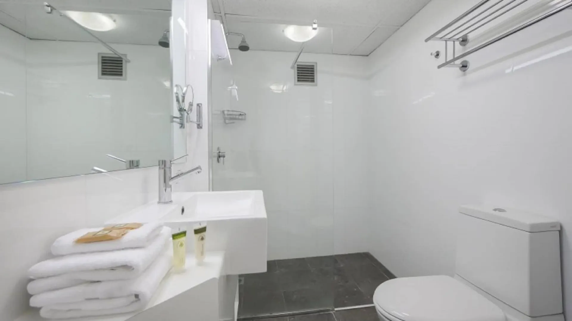 Summit Apartments Brisbane Aparthotel