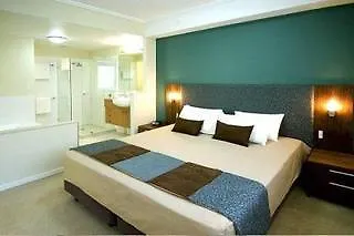 Summit Apartments Brisbane 4*,