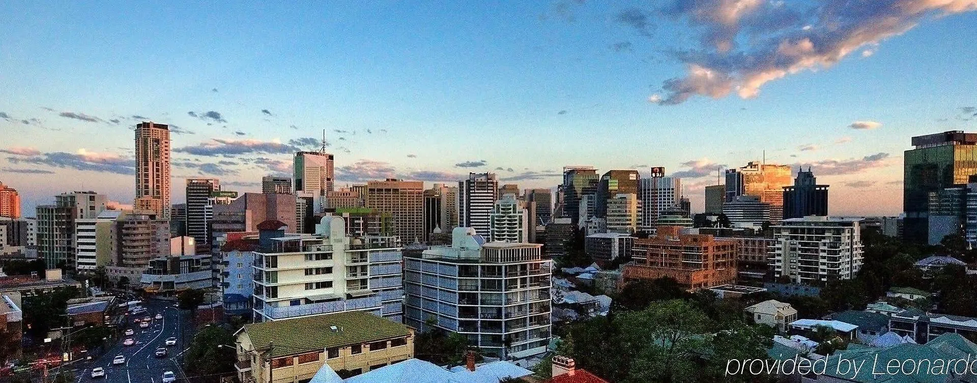 Summit Apartments Brisbane Aparthotel